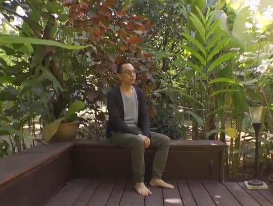 执着的艺术家 静默的抗争者：阿彼察邦·韦拉斯哈古