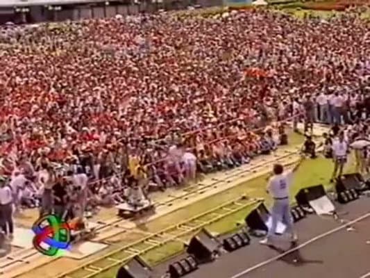 演艺界总动员忘我大汇演