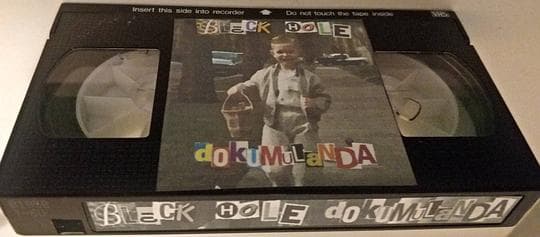 Black Hole Dokumulanda